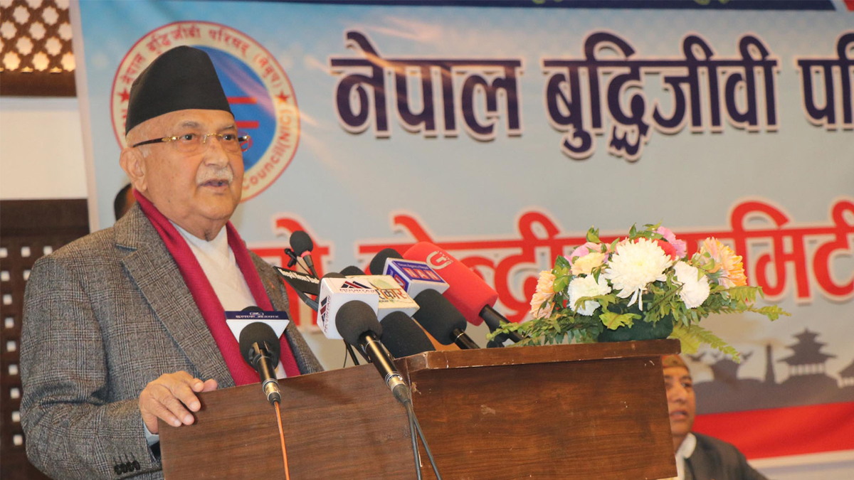 गलत विचारलाई पराजित गर्न बौद्धिक संघर्ष आवश्यक : अध्यक्ष ओली